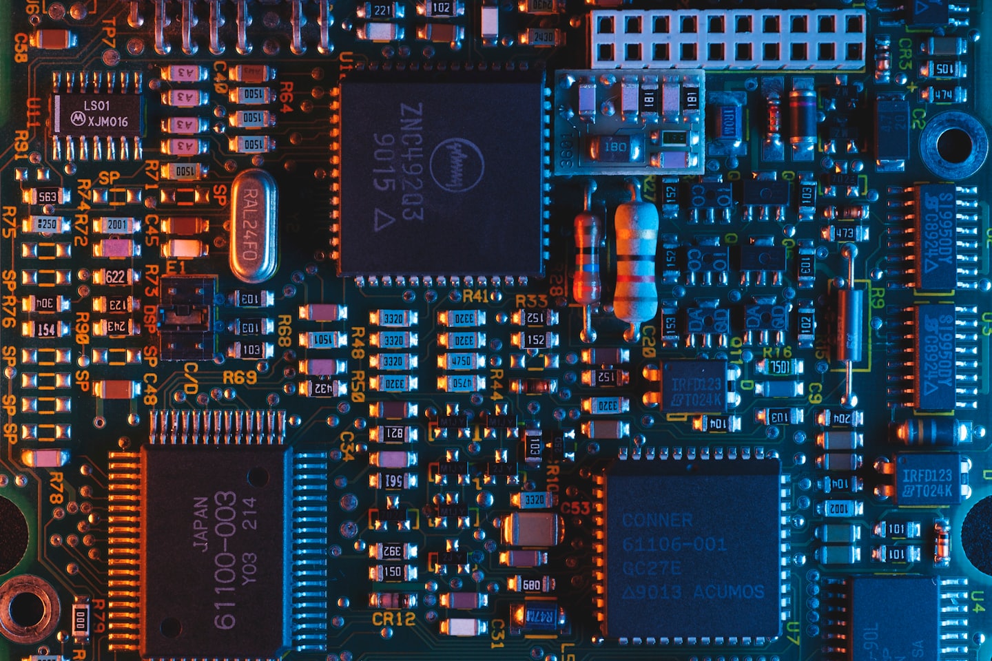 Detailaufnahme einer elektronischen Platine